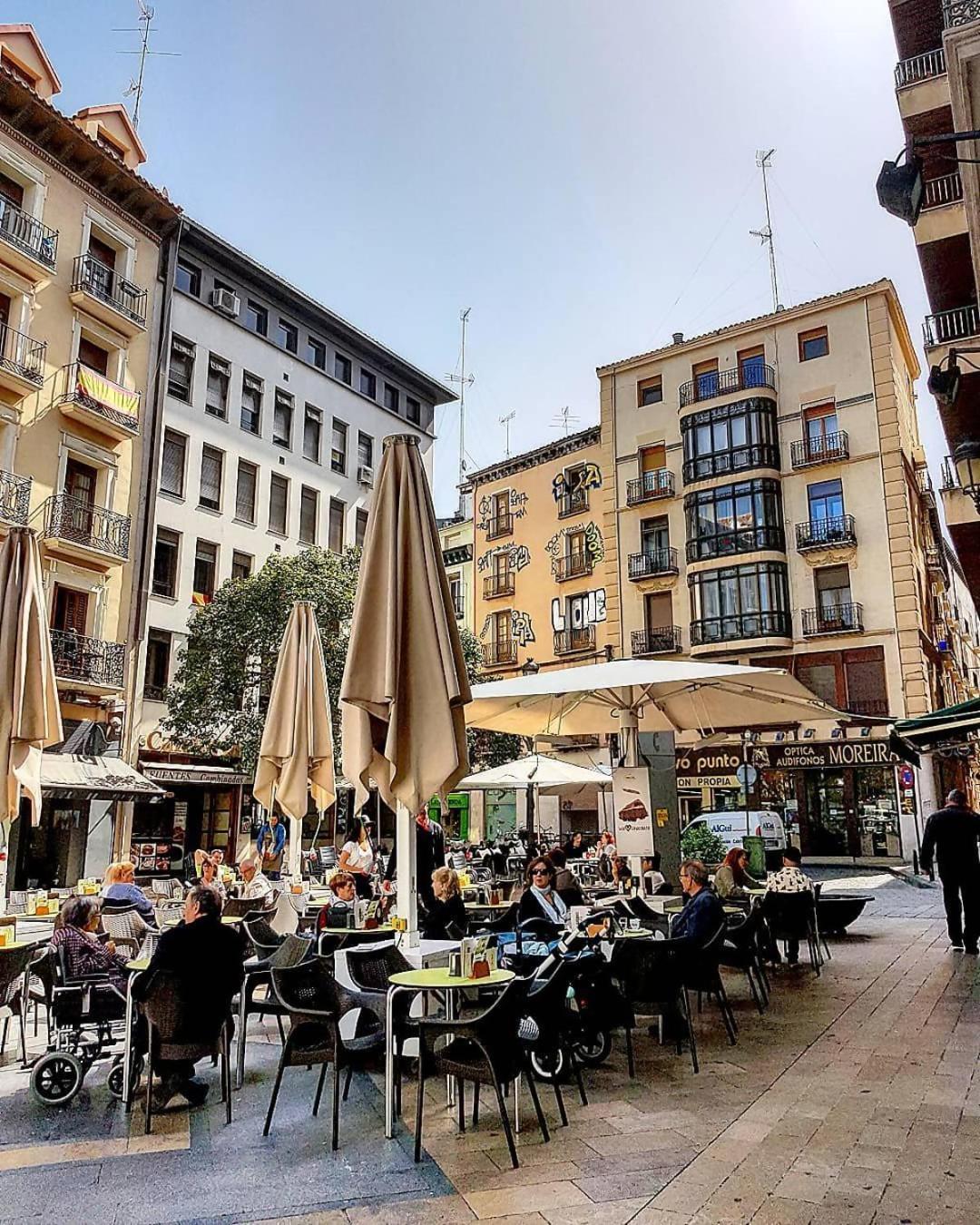 Apartamenticos Plaza Sas I Saragossa Zewnętrze zdjęcie